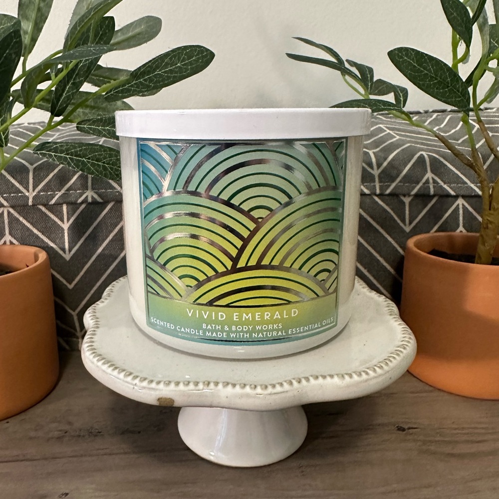 Brand new - Bath & Body Works 3-Wick candle